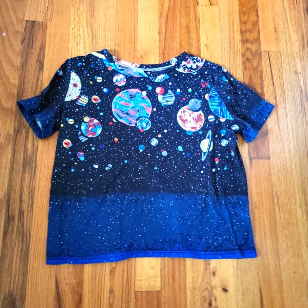 Space cropped T